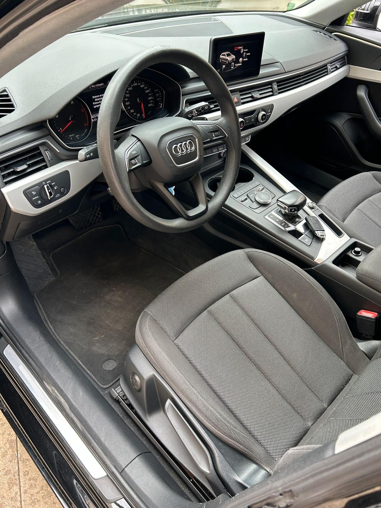 Audi A4 2.0 TDI 150 CV ultra S tronic