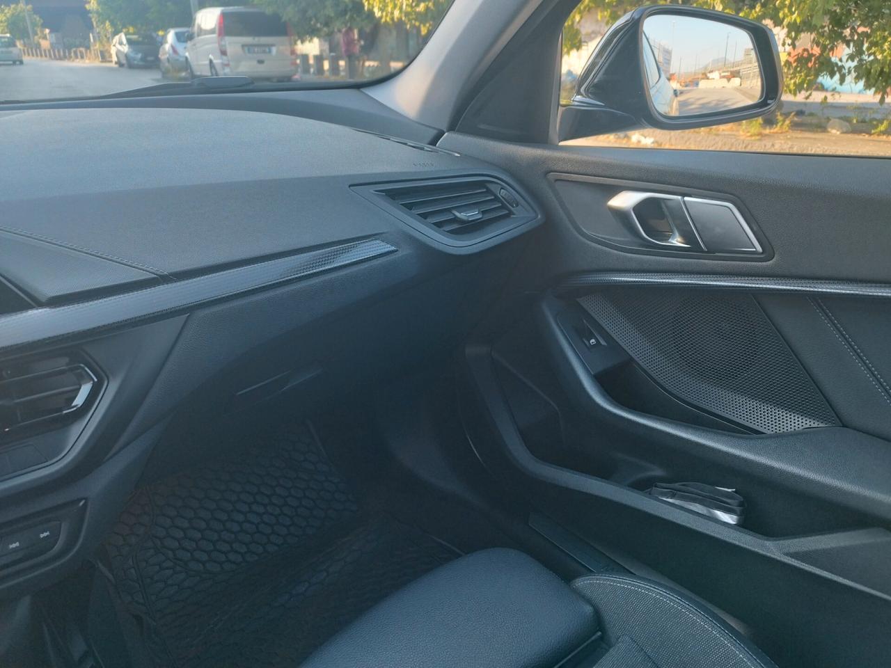 Bmw 118 SPORT