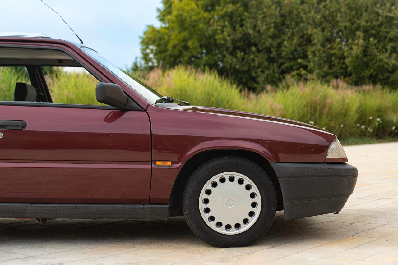 Alfa Romeo 33 1.3 I.E. 4X4 SPORT WAGON - ALF00263