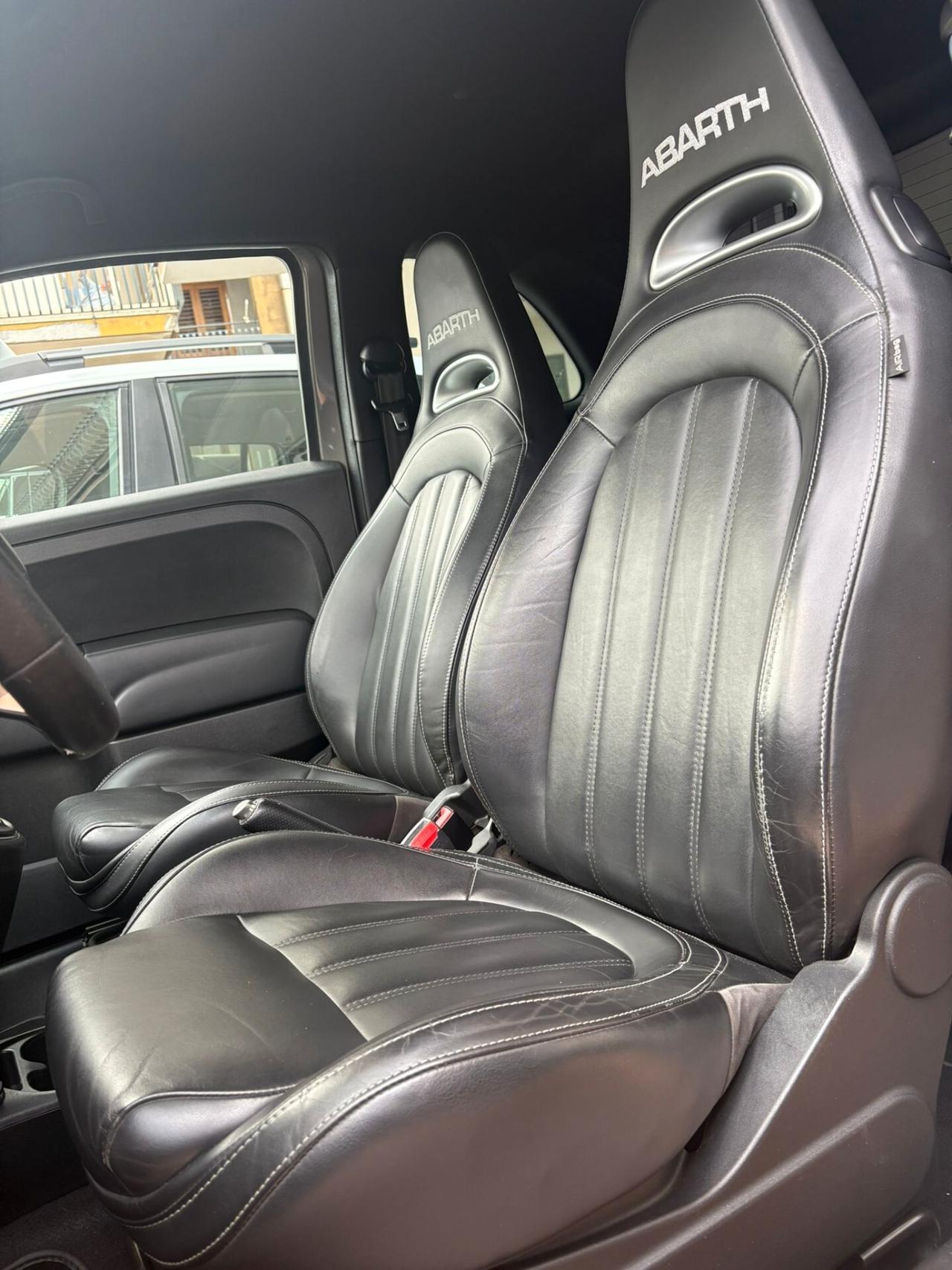 Abarth 595 1.4 Turbo T-Jet 165 CV Turismo