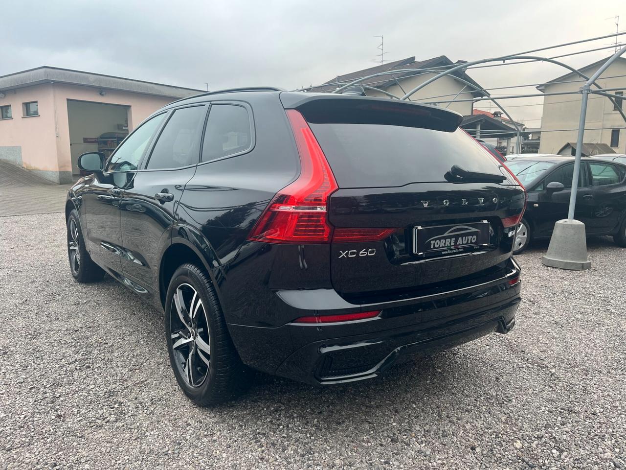 Volvo XC 60 XC60 B4 (d) automatico MOMENTUM PRO