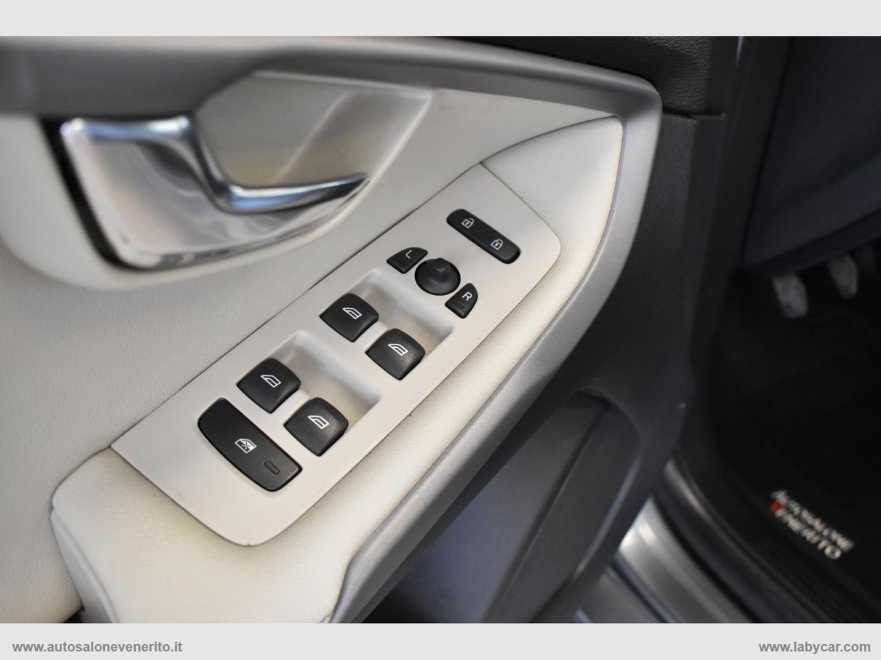 VOLVO V40 D2 1.6 Summum