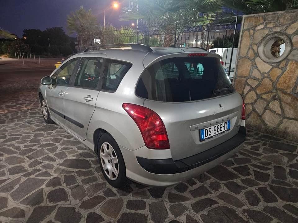 Peugeot 308 2.0 HDi 5p. Féline