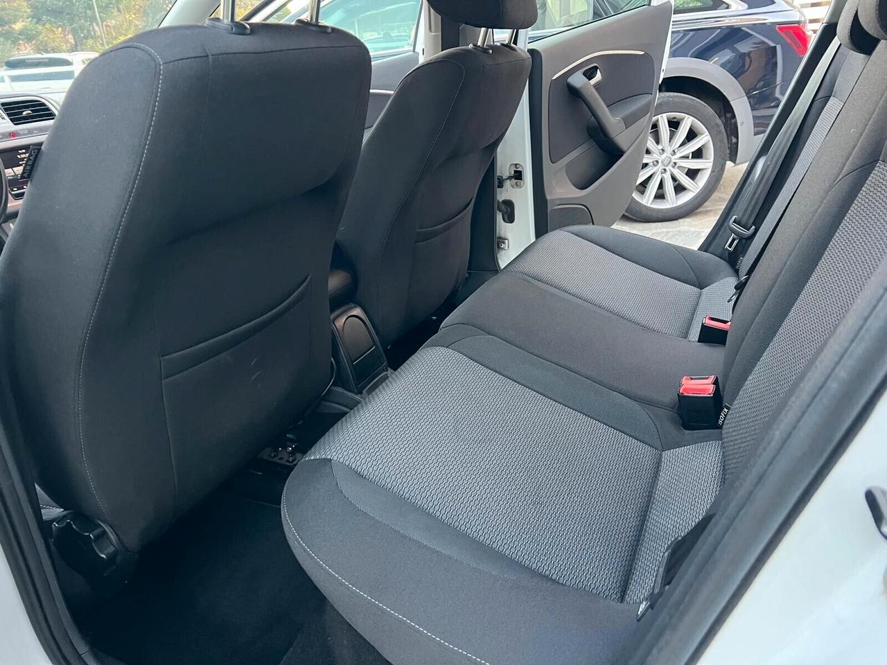 VW POLO 1.4 TDI 90cv DSG 5p BlueMotion TECH NEOPAT