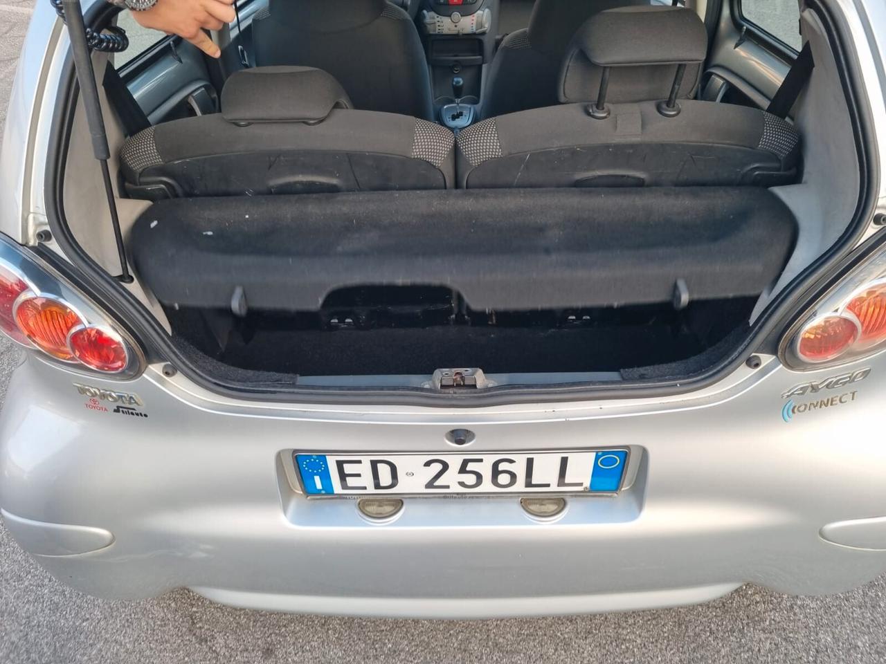 Toyota Aygo 1.0 12V VVT-i 5 porte Sol