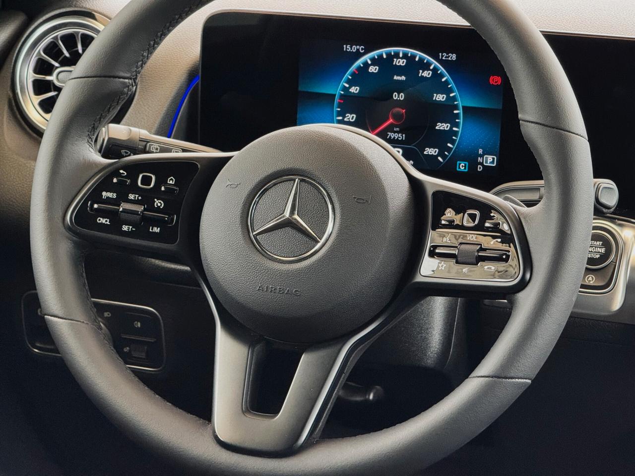 Mercedes-Benz GLB 180 d Sport Plus 7 POSTI PACK LUCI