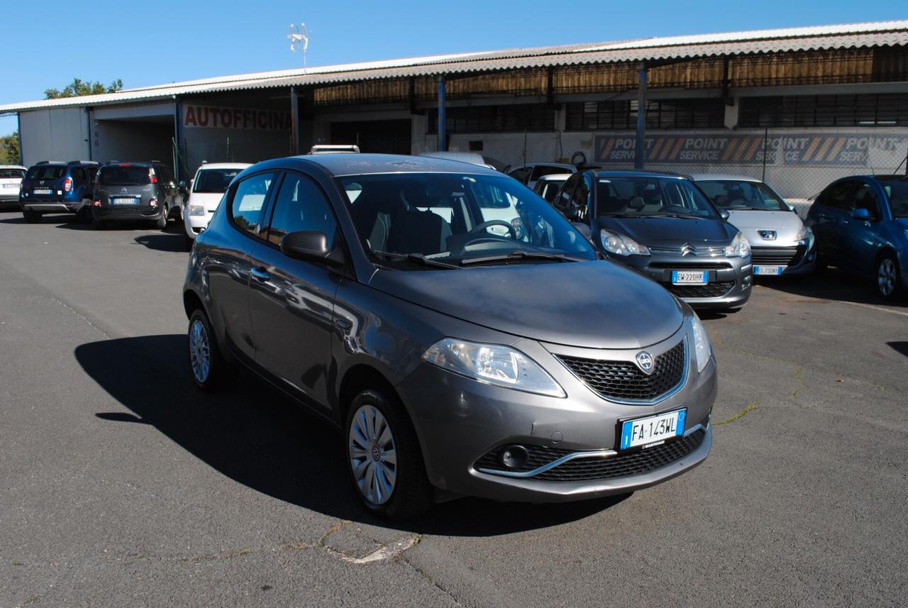 LANCIA YPSILON 0.9 84 CV BENZ/METANO