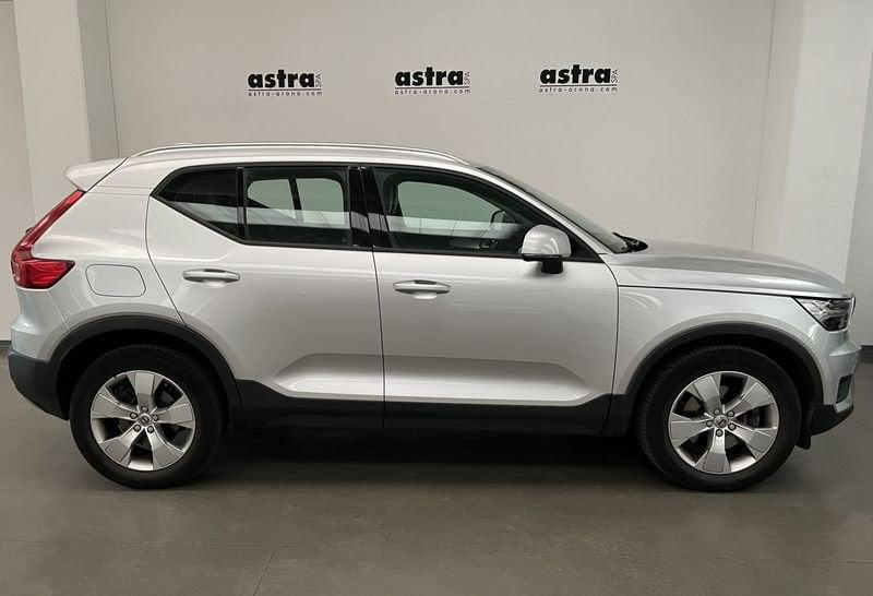 Volvo XC40 D3 AWD Geartronic Momentum