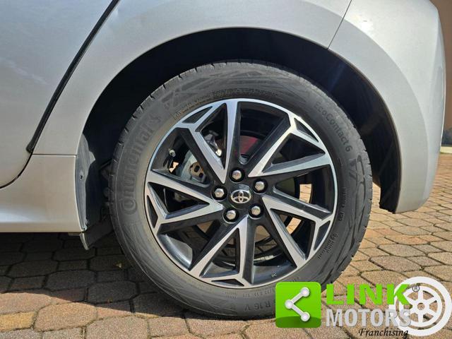 TOYOTA Yaris 1.5 Hybrid CVT Trend