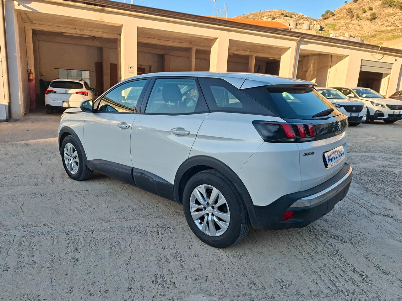 Peugeot 3008 BlueHDi 130 S&S EAT8 Business