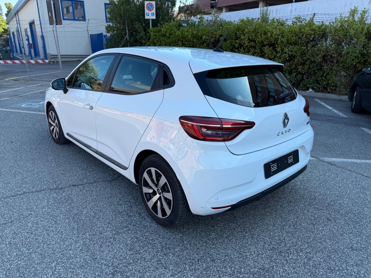Renault Clio Full Hybrid E-Tech 140 CV 5 porte Business
