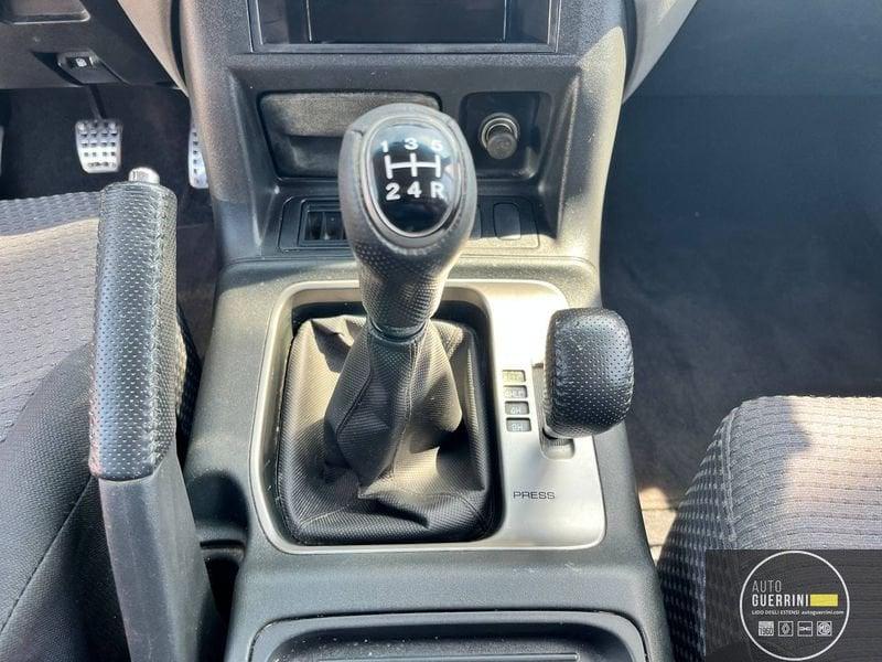 Mitsubishi Pajero Pajero 2.5 TDI 3p. Invite Dakar