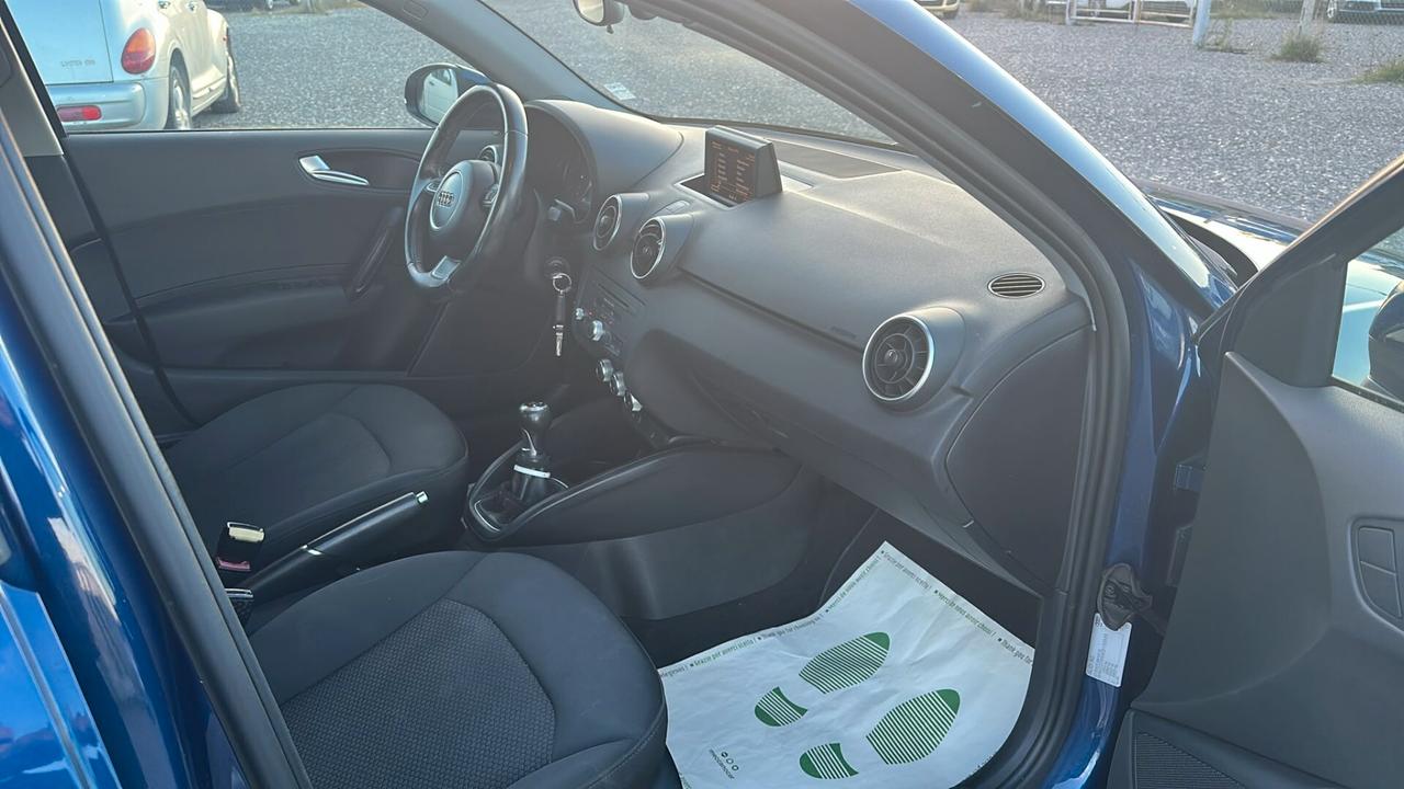 Audi A1 1.6 TDI S tronic line edition plus