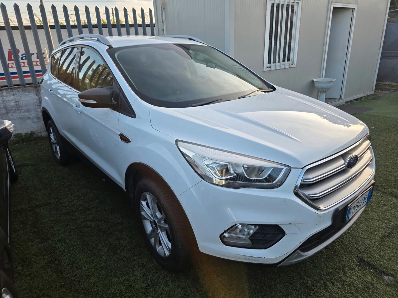 Ford Kuga 1.5 TDCI 120 CV euro 6. 2018