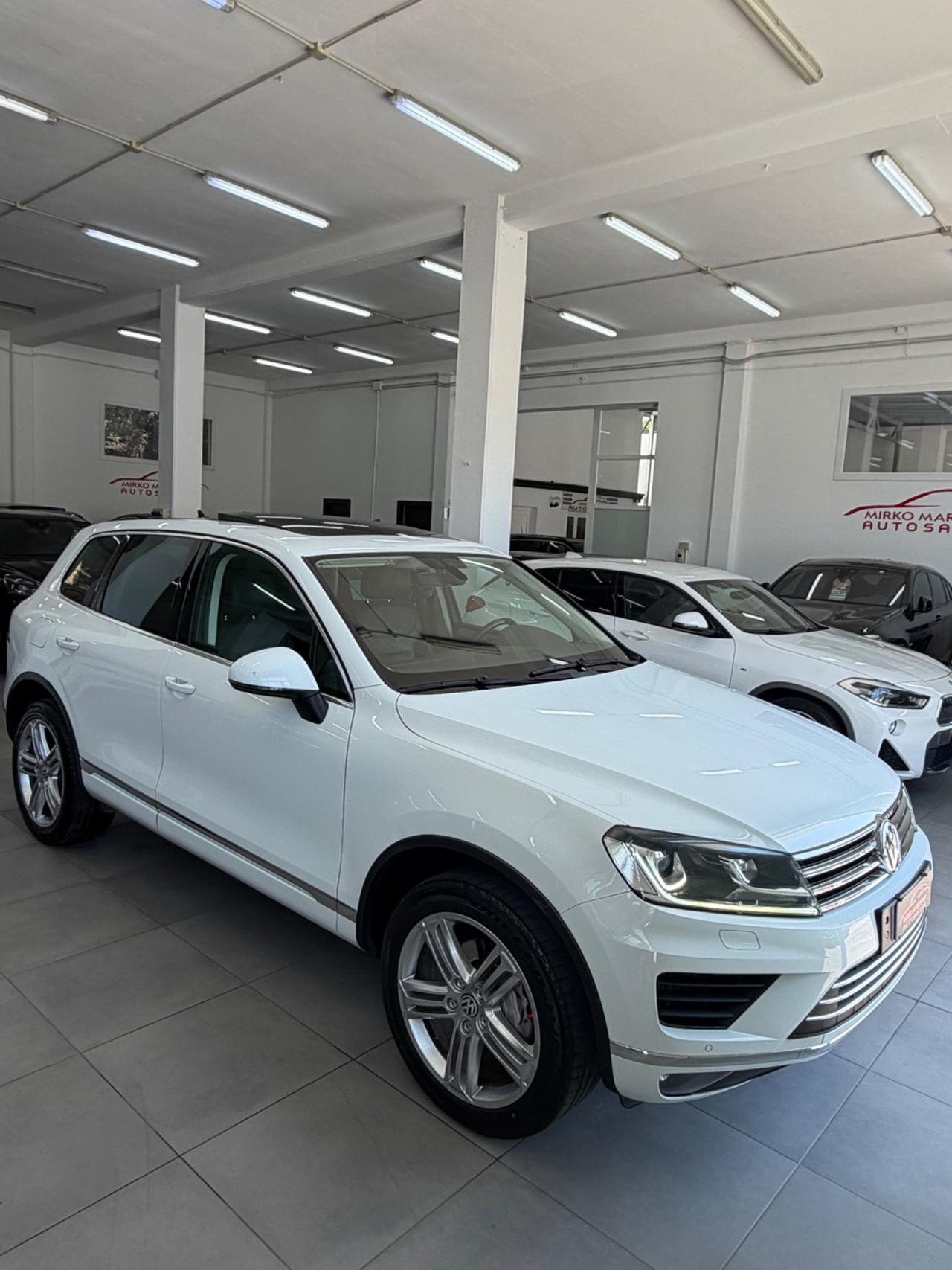 VW Touareg 3.0 TDI 262 CV Sport FINANZIABILE