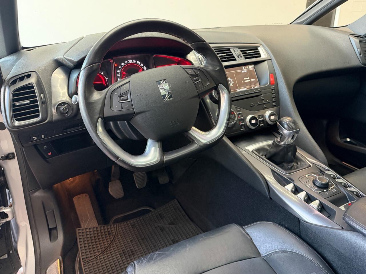 Ds DS5 5 2.0 HDi 160 PURE PEARL