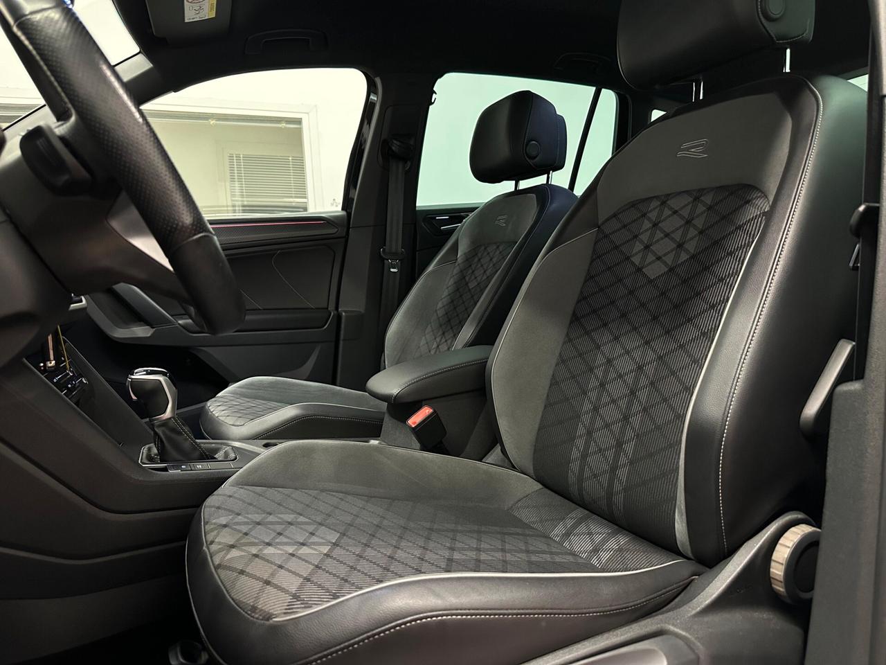 Volkswagen Tiguan 2.0 TDI 150 CV DSG R-Line