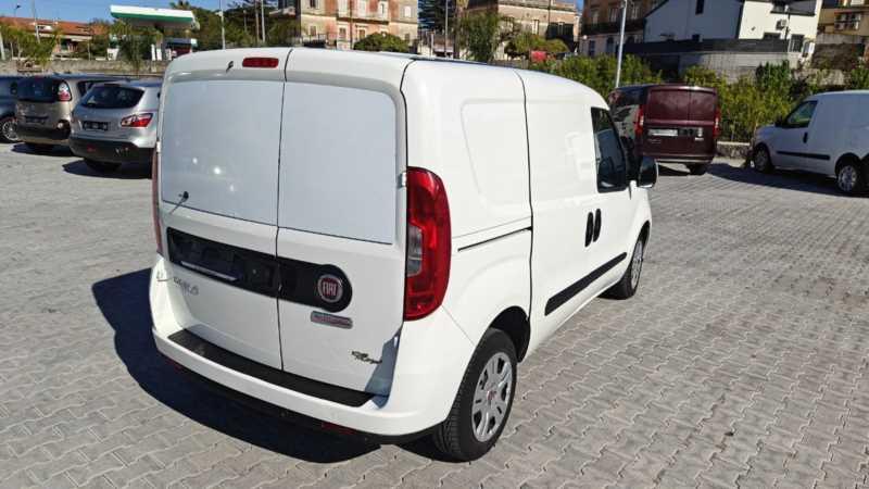 Fiat doblo cargo 1.6 MT (105 cv) 2016