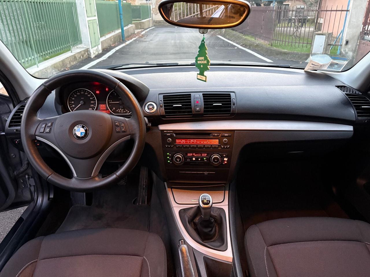 Bmw 118 118d cat 5 porte Futura DPF 12/2010