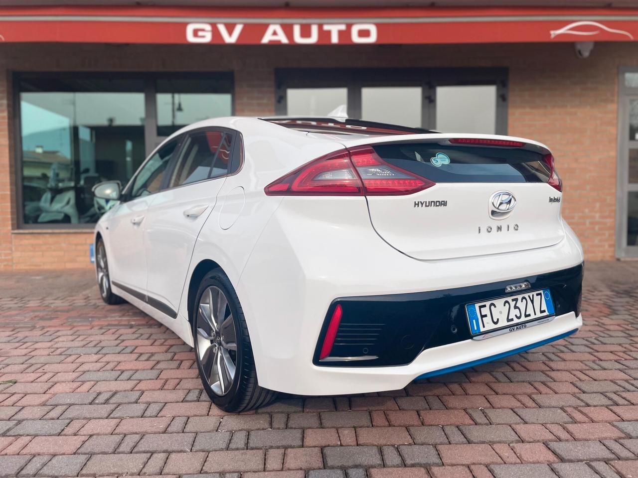 Hyundai Ioniq 1.6 Hybrid DCT Style