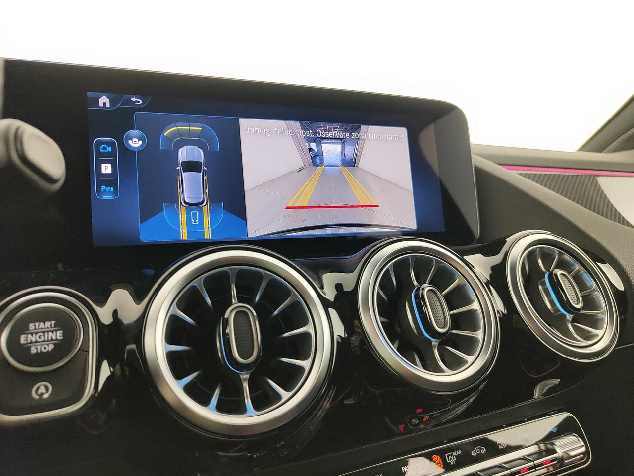 Mercedes-Benz GLA 200 d