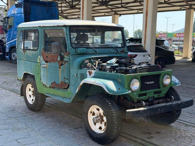 TOYOTA Land Cruiser BJ40