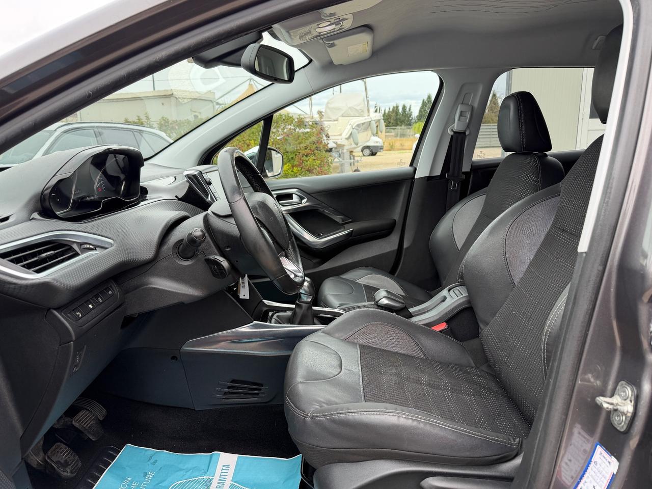 Peugeot 2008 BlueHDi 100 Allure