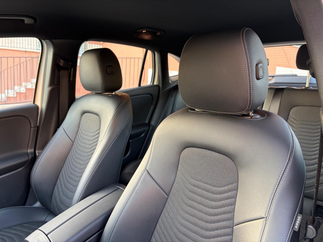 Mercedes-benz GLA 180 d Automatic Sport Plus unico