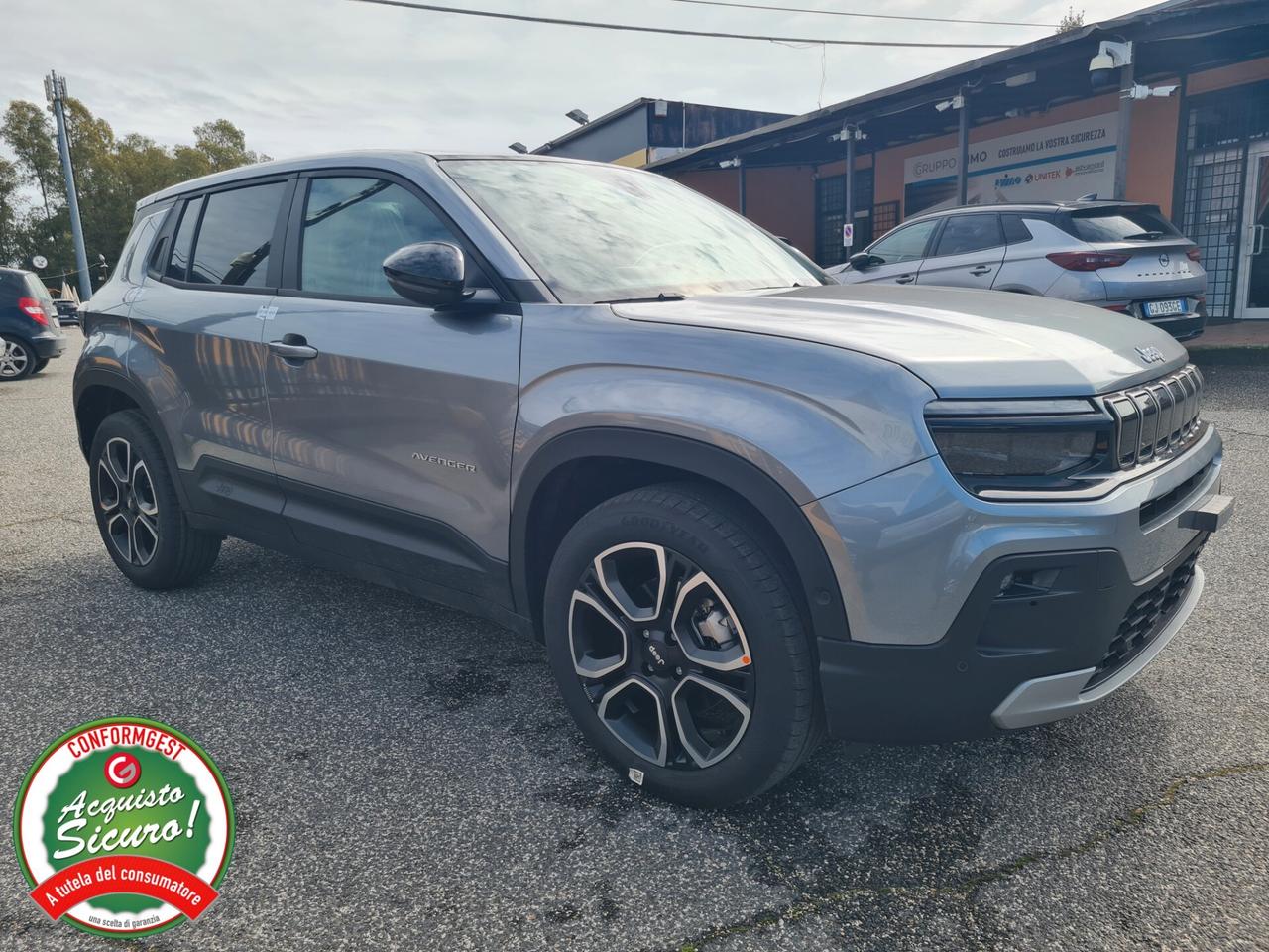 Jeep Avenger 1.2 Turbo MHEV Summit*AUT*TETTO*NAV*