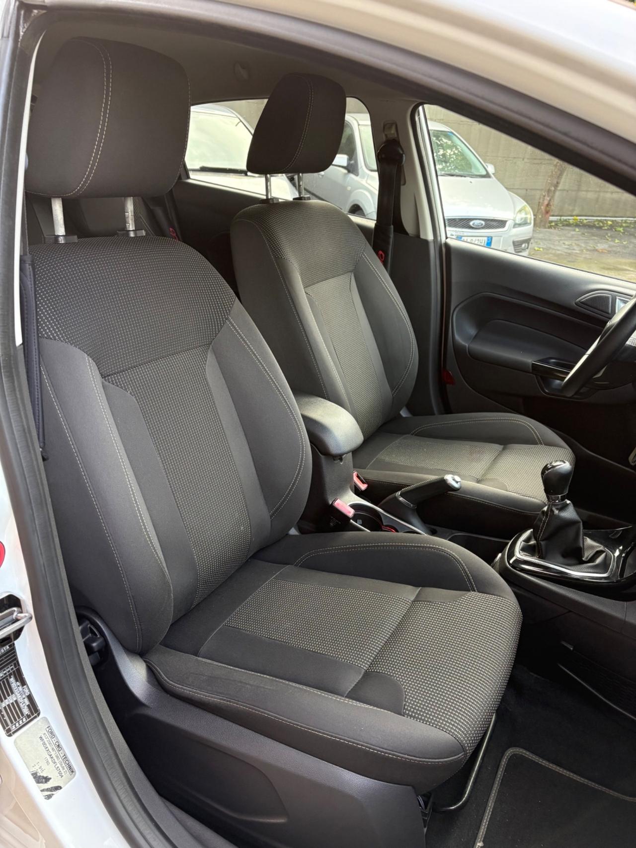 Ford Fiesta 1.4 benz/GPL navi xenon nuovissima