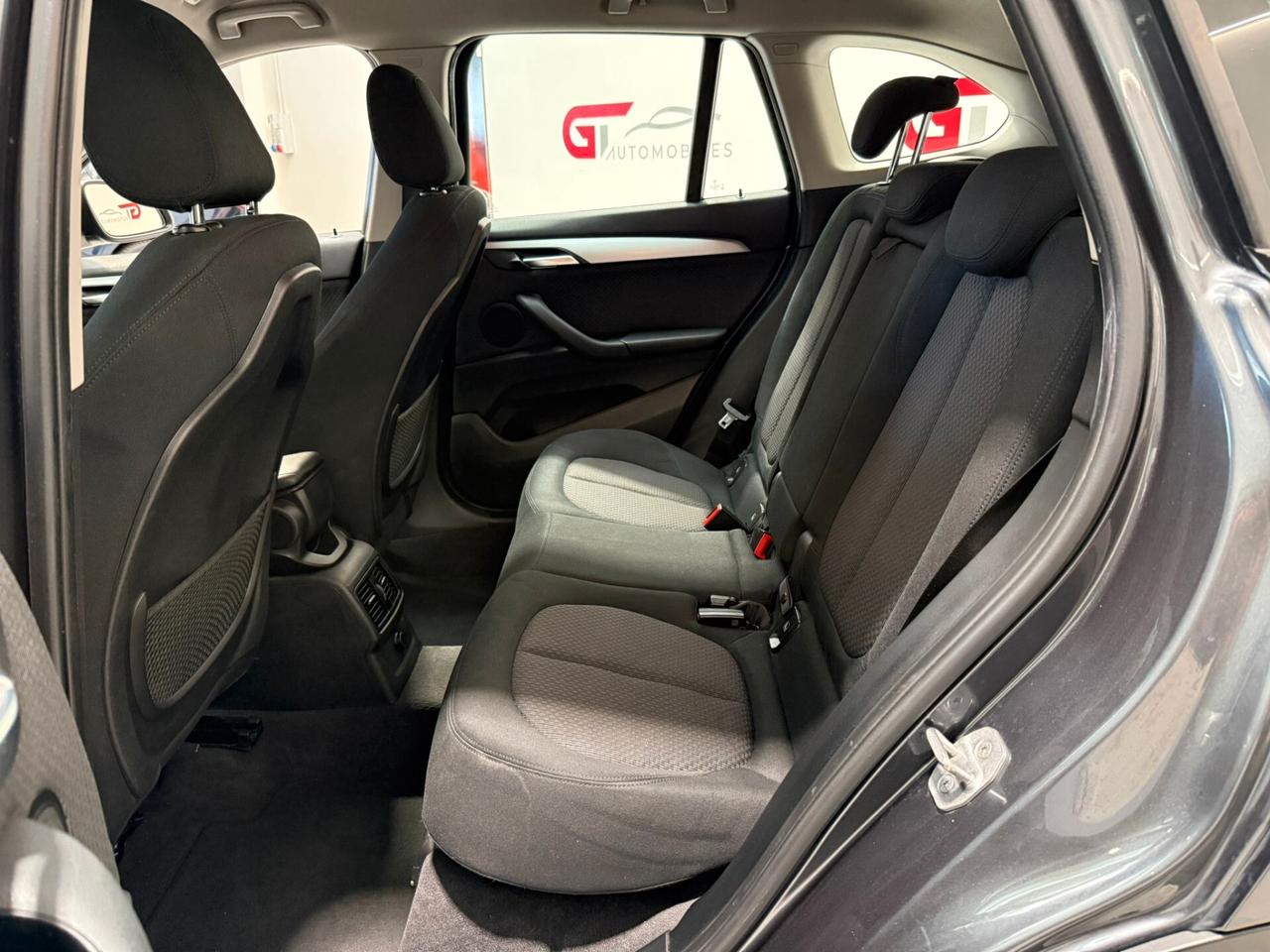 Bmw X1 sDrive18d Business