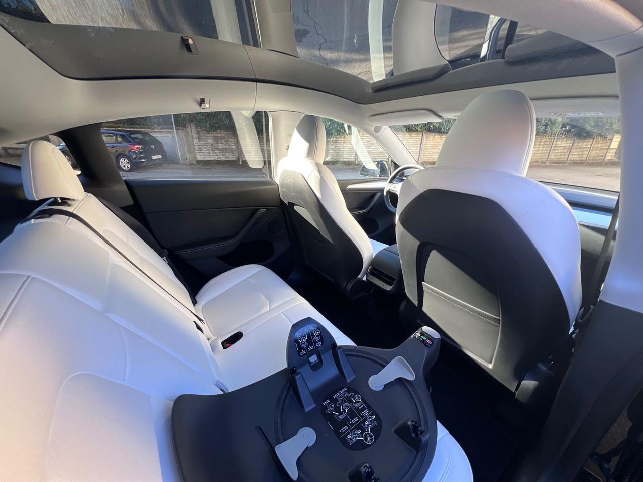 Tesla Model Y Performance #8327