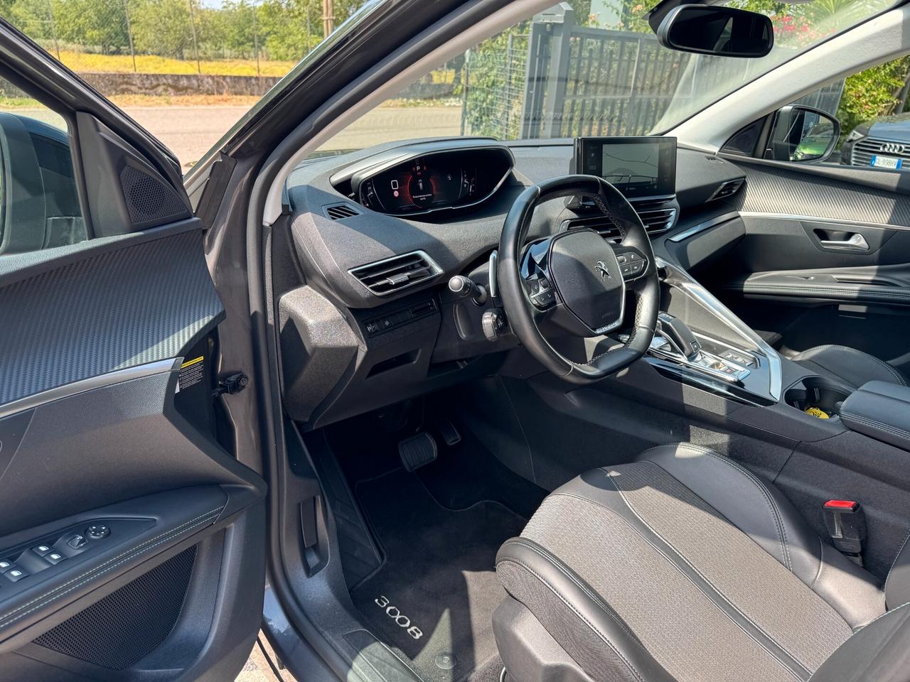 Peugeot 3008 BlueHDi 130 S&S EAT8 Allure