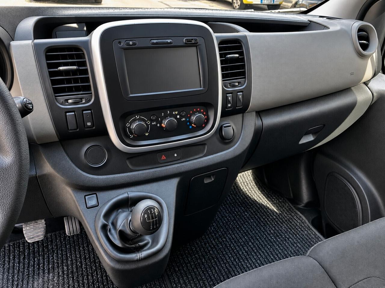 Renault Trafic 1.6 dCi 125CV 9posti passo lungo-2016