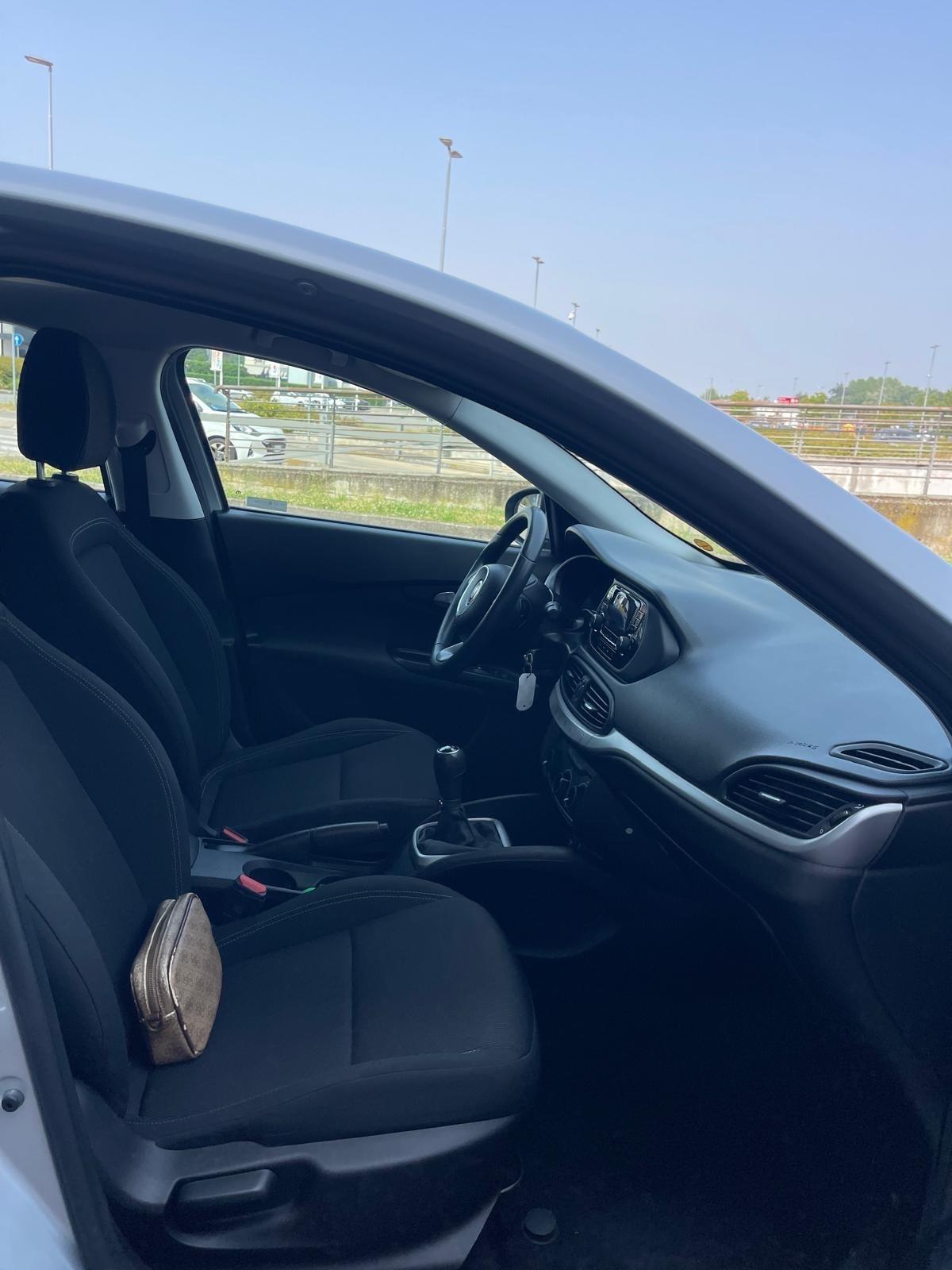 Fiat Tipo 1.6 Mjt S&S 5 porte Business