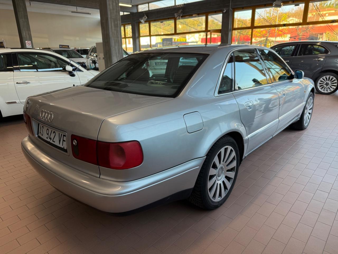 Audi A8 2.5TDI 150cv Manuale 6M