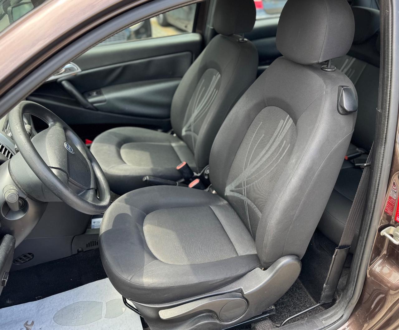 Lancia Ypsilon 1.2 69 CV 5 porte GPL Ecochic Platinum