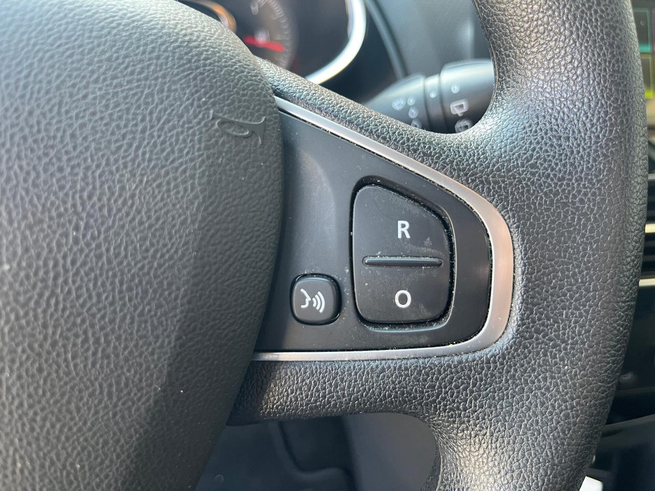 Renault Clio dCi 90 CV 5 porte Moschino Zen