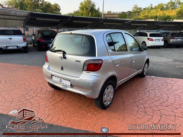 TOYOTA Yaris 1.0i 16V cat 5 porte Sol GOMMATA! NEOPATENTATI!
