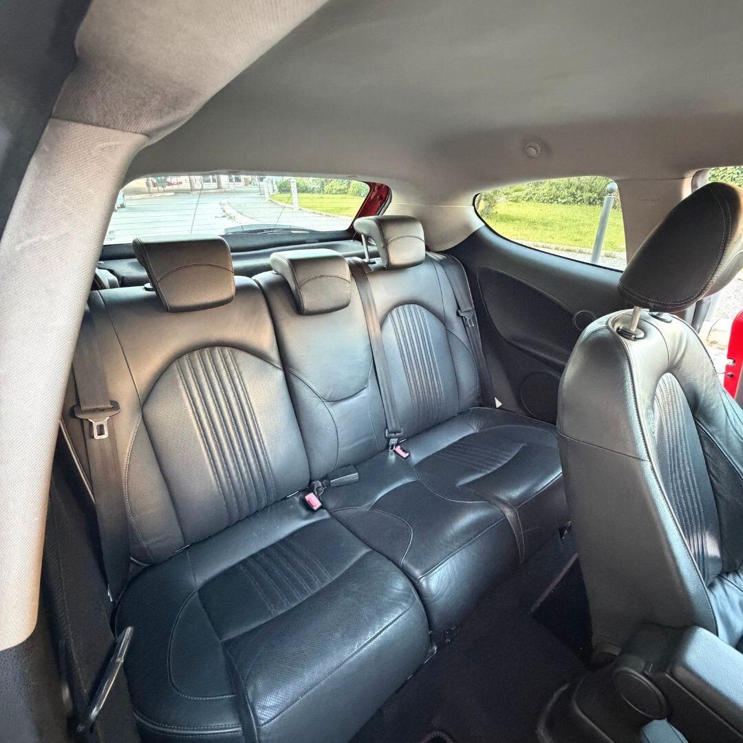 Alfa Romeo MiTo 1.4 T 155CV Distinctive Premium Pack
