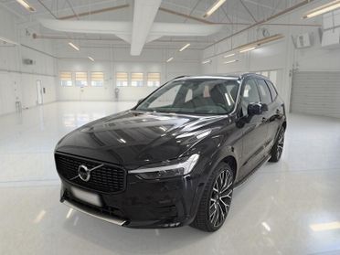 VOLVO XC60 B4 D AUTOMATICO R-DESIGN SUV