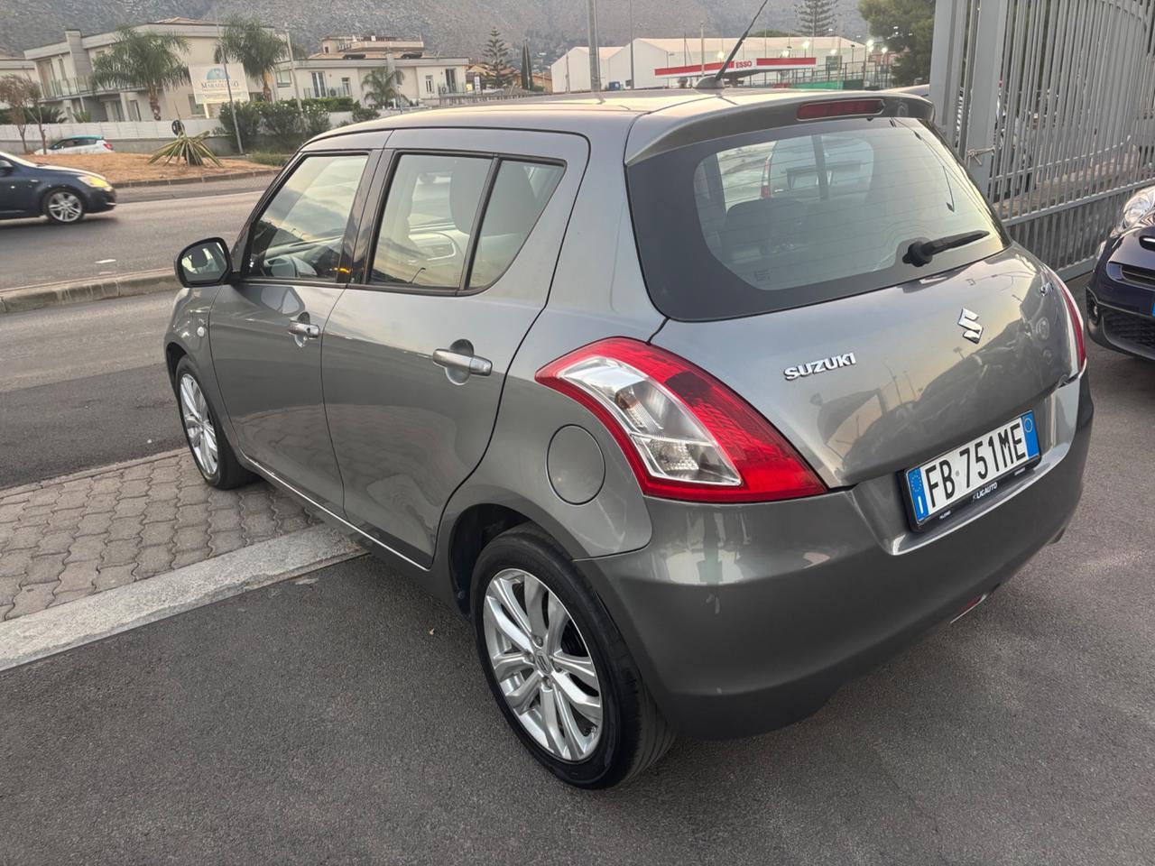 Suzuki Swift 1.3 DDiS 5 porte B-Top