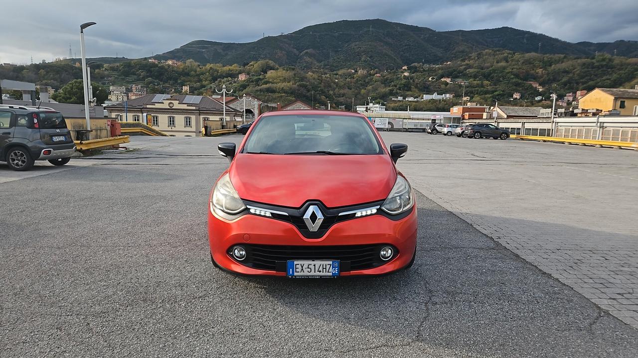 Renault Clio 1.2 75CV GPL 5 porte Costume National