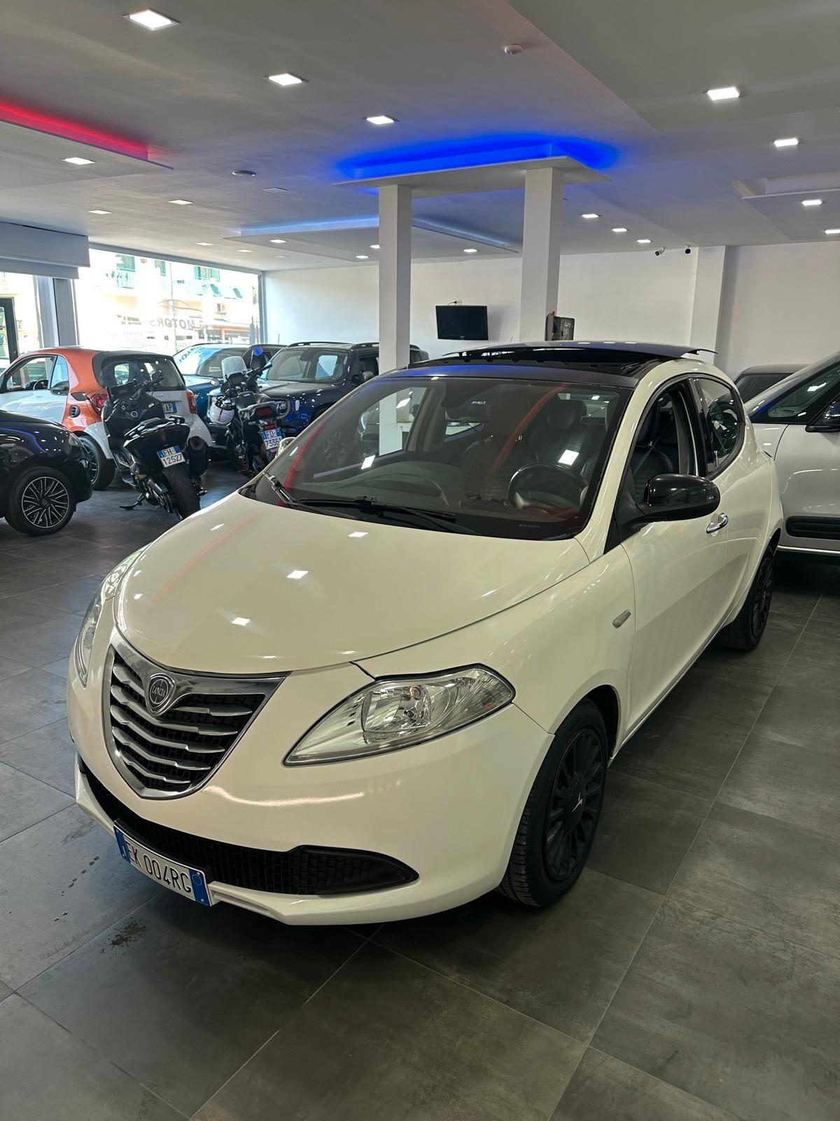 Lancia Ypsilon 1.3 MJT 16V 95 CV 5 porte S&S Gold