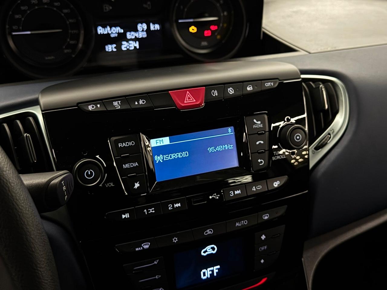 Lancia Ypsilon 1.0 FireFly 5 porte S&S Hybrid Platino