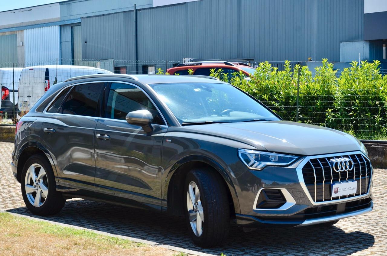 AUDI Q3 35 1.5 TFSI S-LINE EXT 150cv, UFF ITALIANA, SERVICE UFF AUDI, EURO 6D, FARI LED, NAVI, RETROCAMERA, PERMUTE