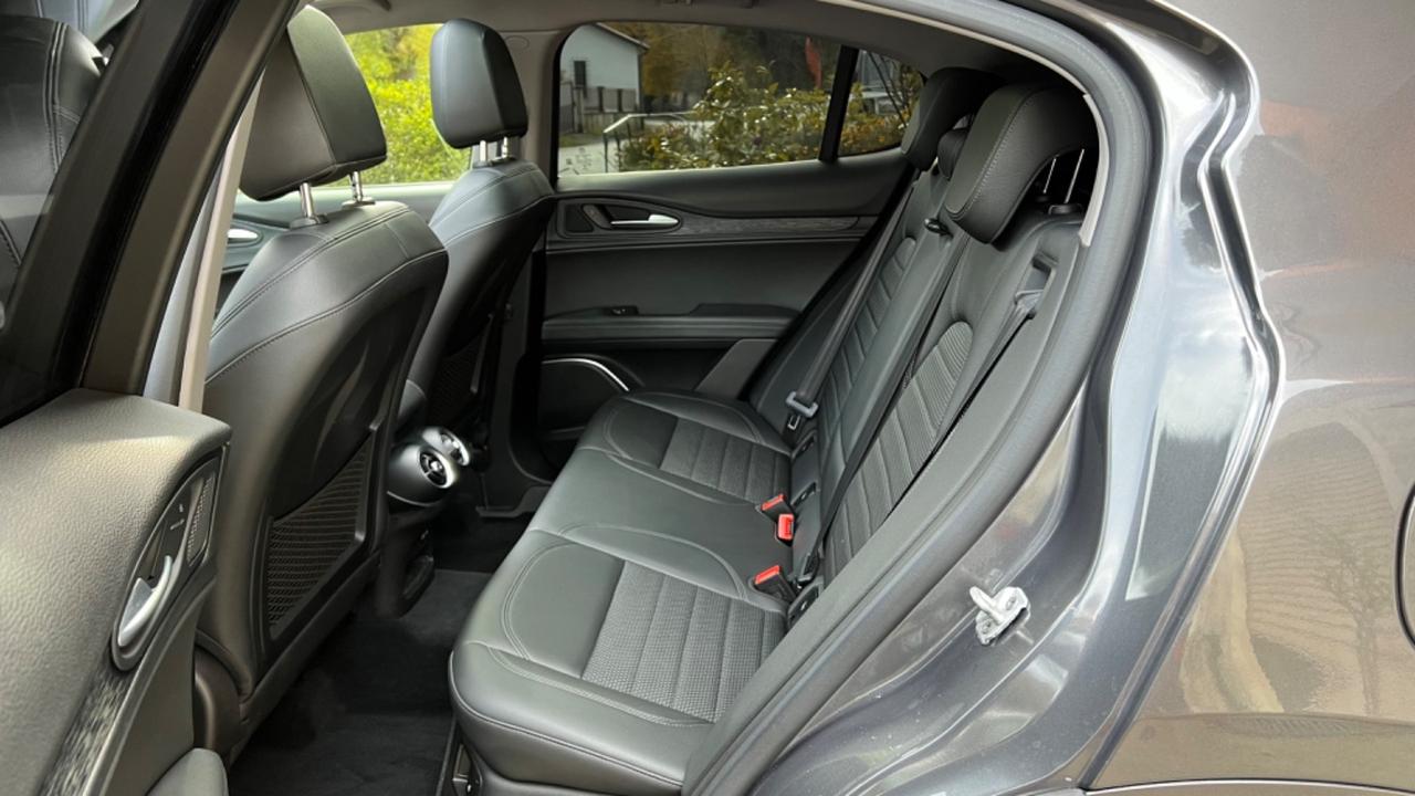 Alfa Romeo Stelvio 2.2 Turbodiesel 210 CV AT8 Q4 Executive