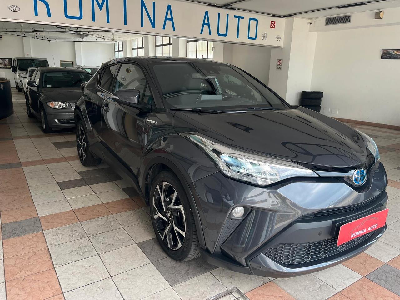 Toyota C-HR 1.8 Hybrid E-CVT Trend ADATTA AI NEOPATENTATI