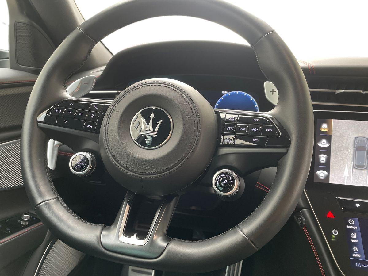 MASERATI Grecale 3.0 V6 Trofeo 530cv auto