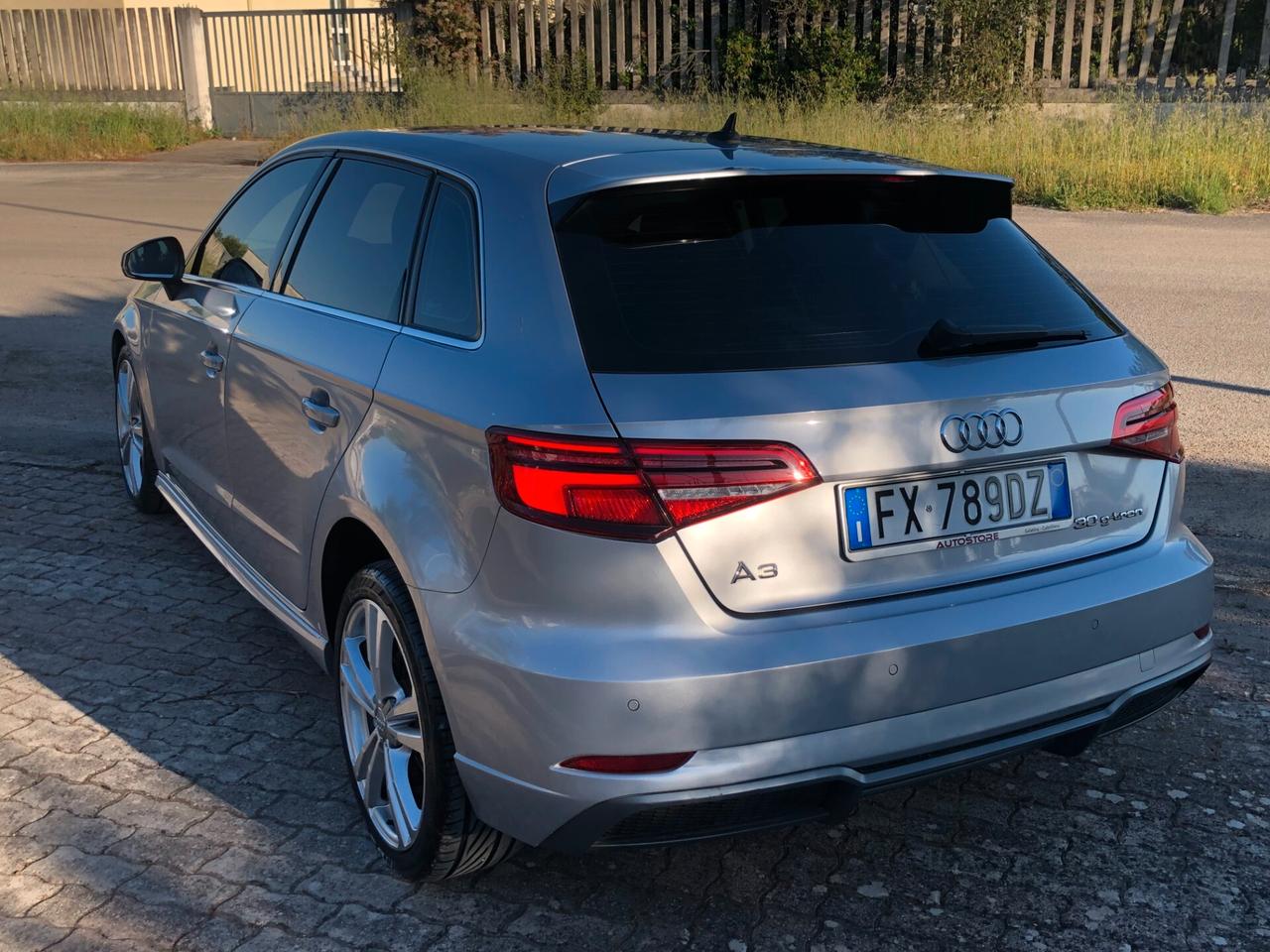 Audi A3 SPB 30 g-tron S tronic Admired